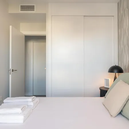 Appartamento Fantastico Piso Con Vistas Y Terraza 6 Personas Cerca Del Centro *